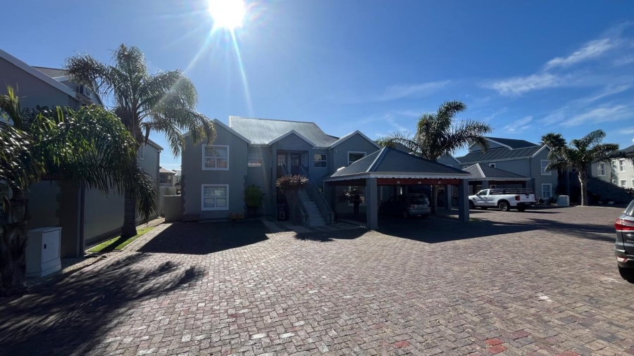 2 Bedroom Property for Sale in Marina Martinique Eastern Cape